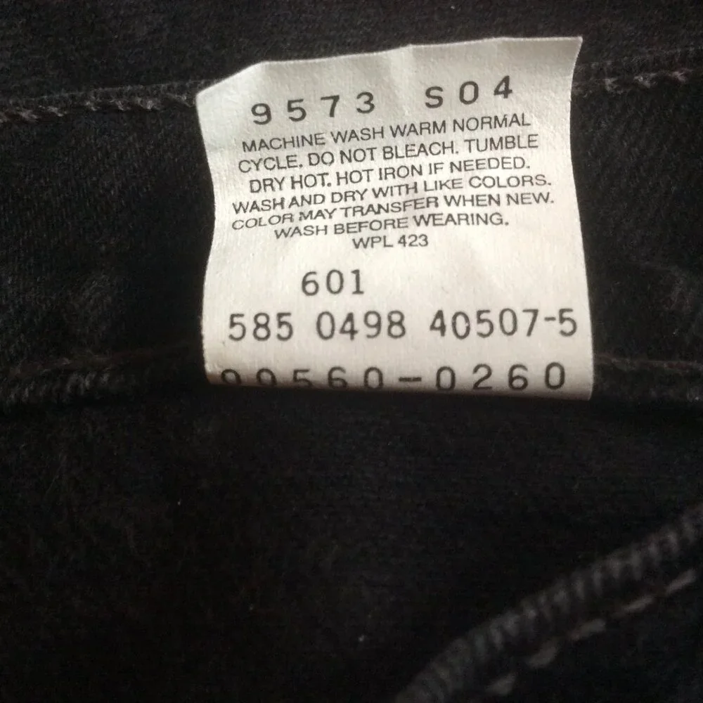 Levi's 560 90s Black Loose Fit Tapered Leg Denim Baggy Vintage Jeans Size 32*x32 - Picture 6 of 6